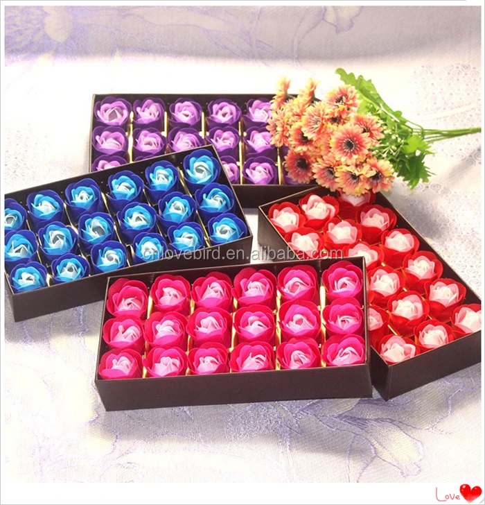 christmas gift box with roses artificial flower customized