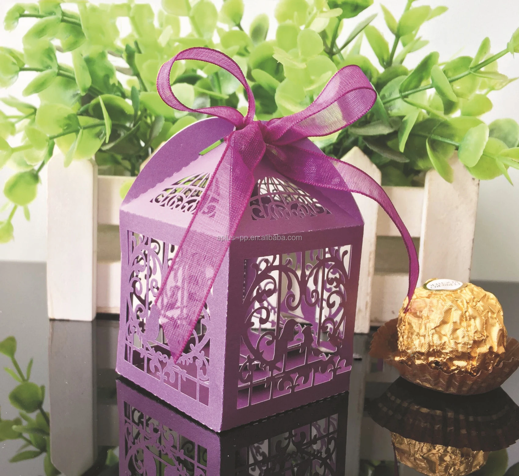 5*5cm unfold recyclable feature wedding gift box