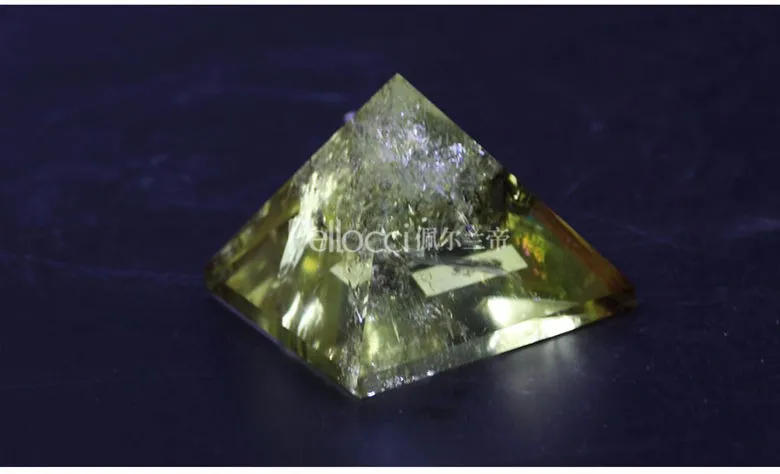 high quality 100% natural citrine quartz crystal stone pyramid