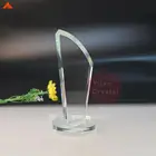 Picture Award Wholesale Elegant Unique Shape Irregular Cube Etched Picture Crystal Award For Company Decoration