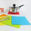 Heat Resistant Kitchen Utensils Silicone Rubber Hot Pads / Pot Holder/ Trivet Mat -- Durable/ Placemat Set