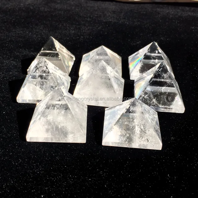 natural crystal fresh and transparent quartz stone white crystal