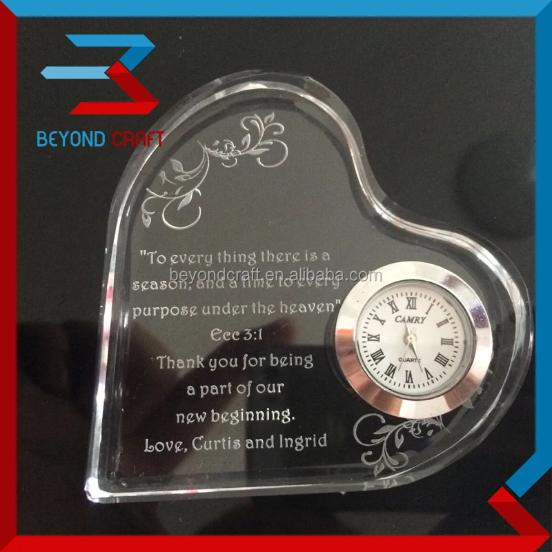 engraving heart shape crystal clock as wedding gifts for guests