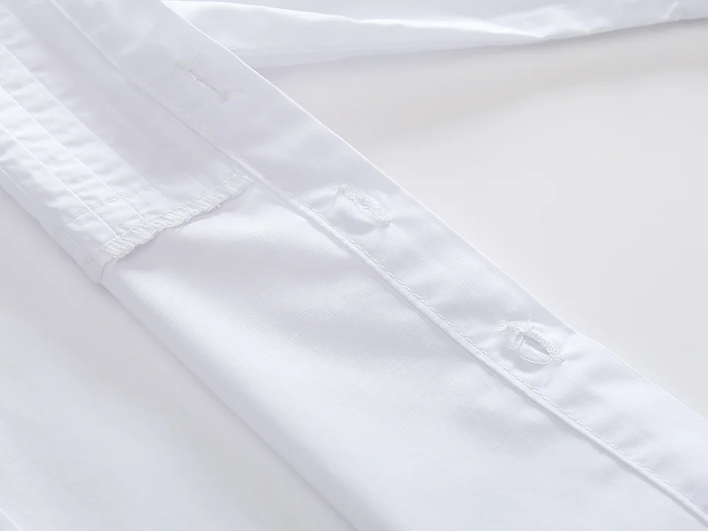 7413385057_457880003