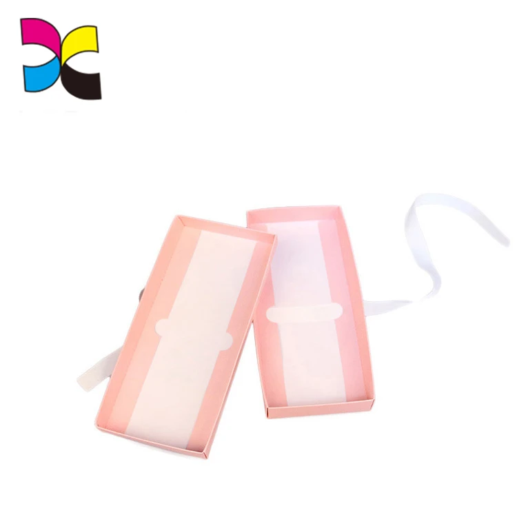 box with ribbon (2)