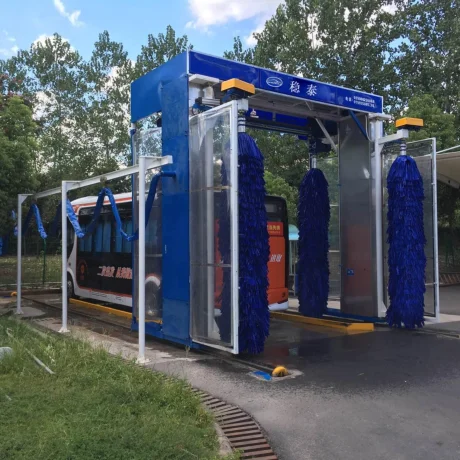 Gantry Type Automatic Bus Wash Machine For 4200mm height vehicle in maximum