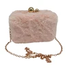 /product-detail/custom-pink-fake-fur-chain-crossbody-women-ladies-clutch-bag-for-evening-party-62160336506.html