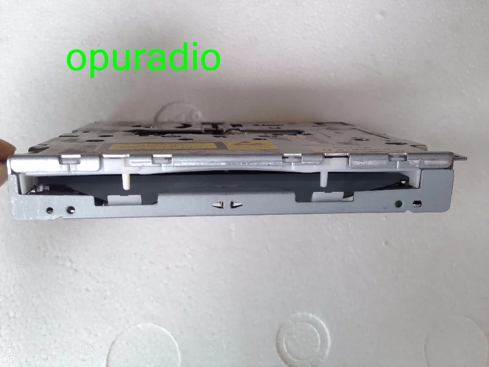 CDM-M8 4.11-6  CD mechanism for Ford Mondeo 6000 CD radio (2)