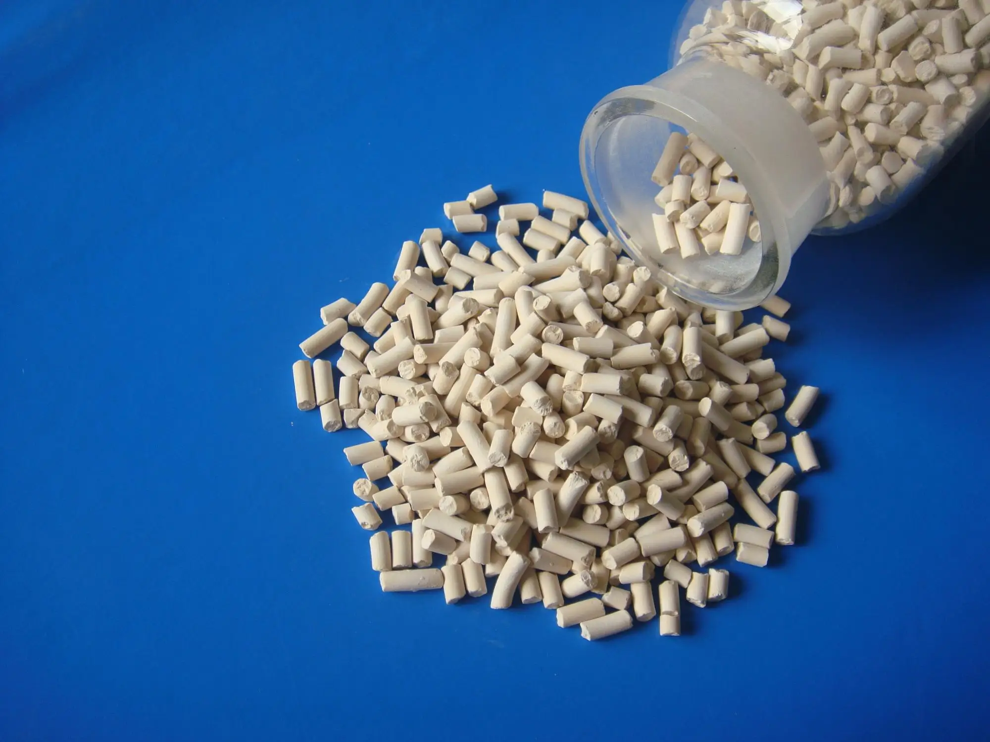 Molecular Sieve 4A.JPG