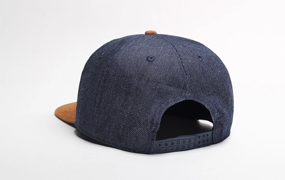 5945618913_1948876759