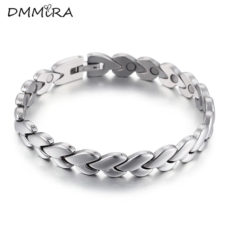 4502278247_43144324_