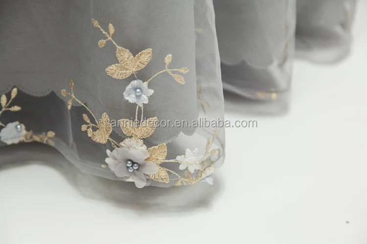 Fancy chiffon flower wedding table cloth with pearl embroidered linen table cloth wedding decoration