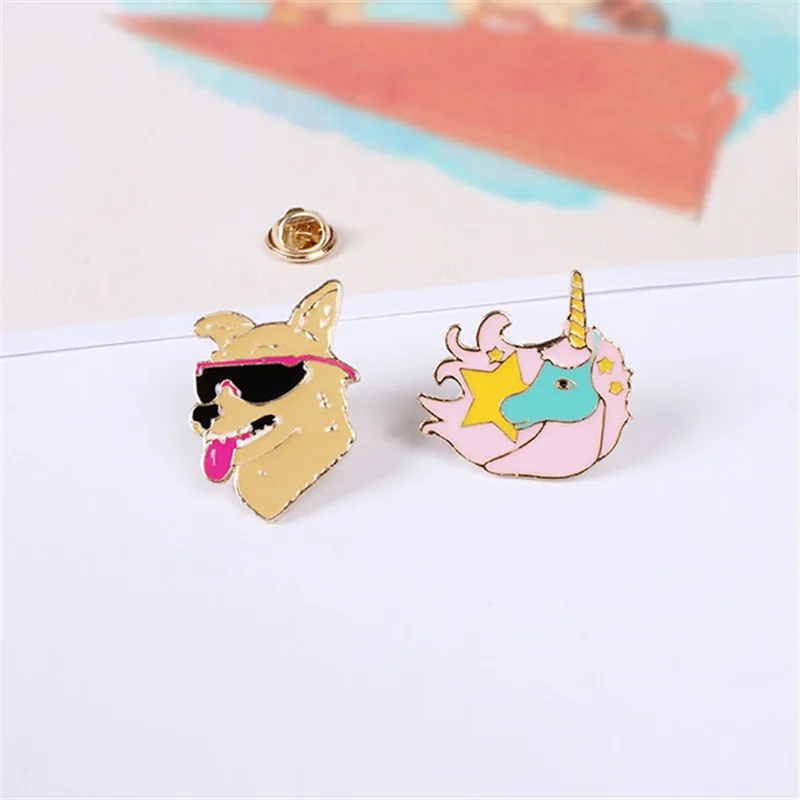Cartoon Character Badge Mouse Shaped Acrylic Badges Clothes Pin Icons on The Backpack Decoration