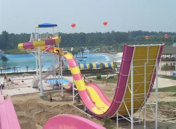 Qingfeng 2017 carton fair Large water whirling  water slide slide mat muit palyers water park slide 