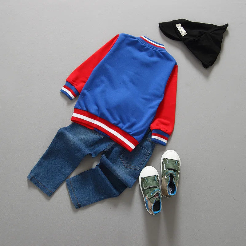 Gesetzt zahl gedruckt jacke streifen t shirt und jean 3 stück baby