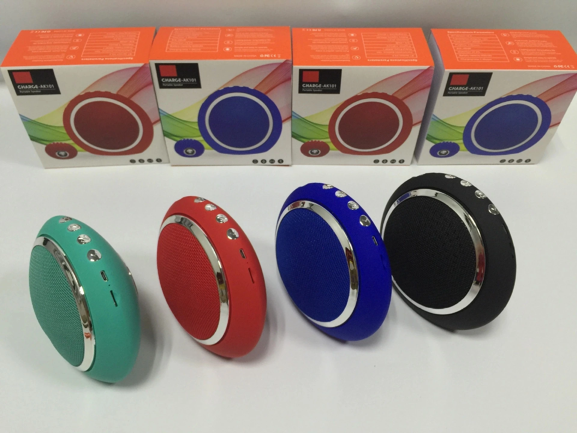 New 2019 ak101 outdoor portable Fabric speaker mini wireless subwoofer Support interconnection and TF/U Disk,desktop sound bar - ANKUX.COM