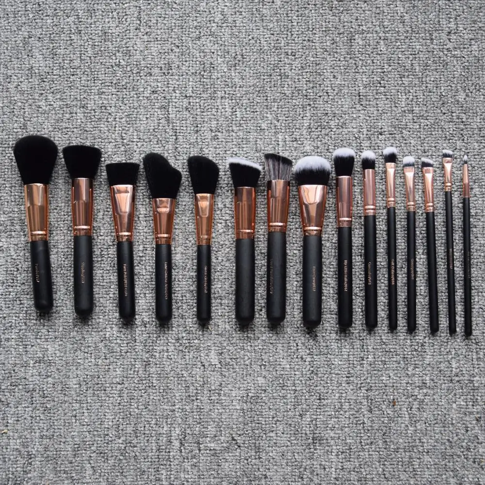makeup brushes (5).jpg