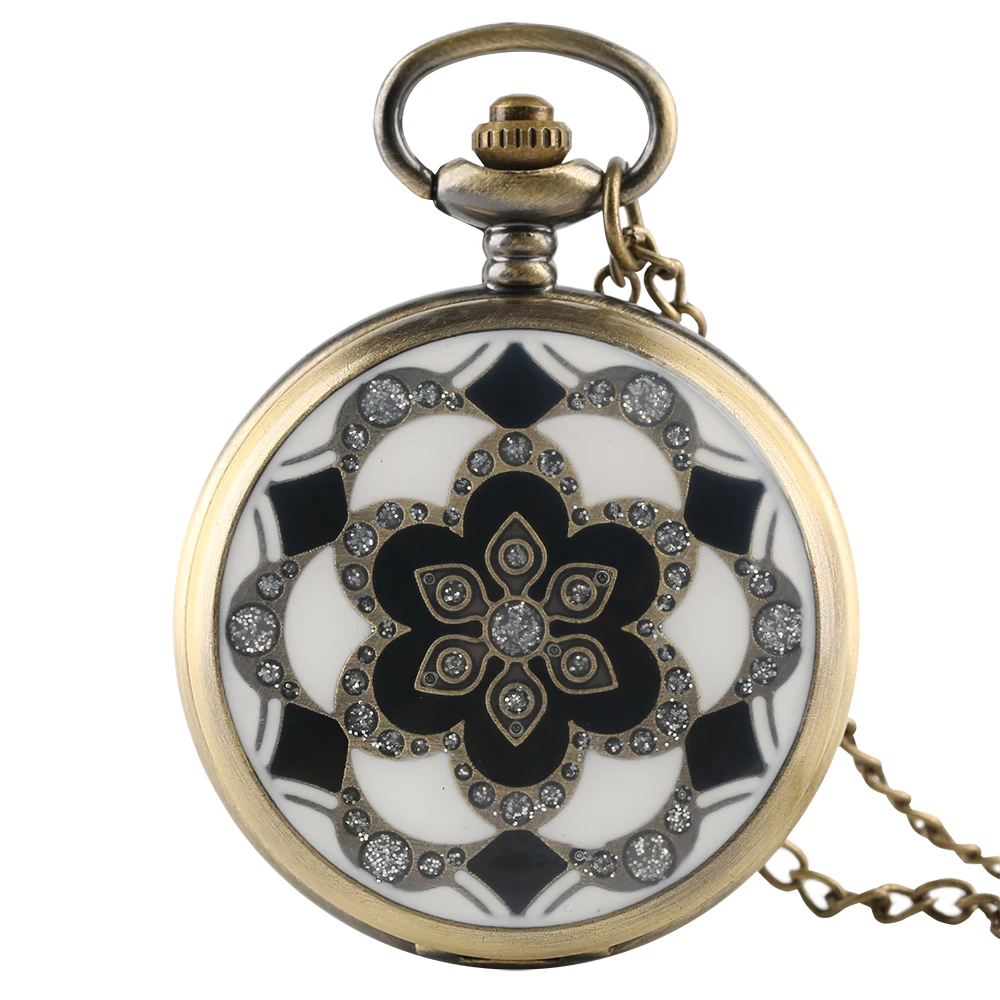 YISUYA Plastic Flowers Theme Pocket Watch Men Christmas Gift Antique Pendant Quartz Watches Women Black White Pattern Xmas Clock (1)