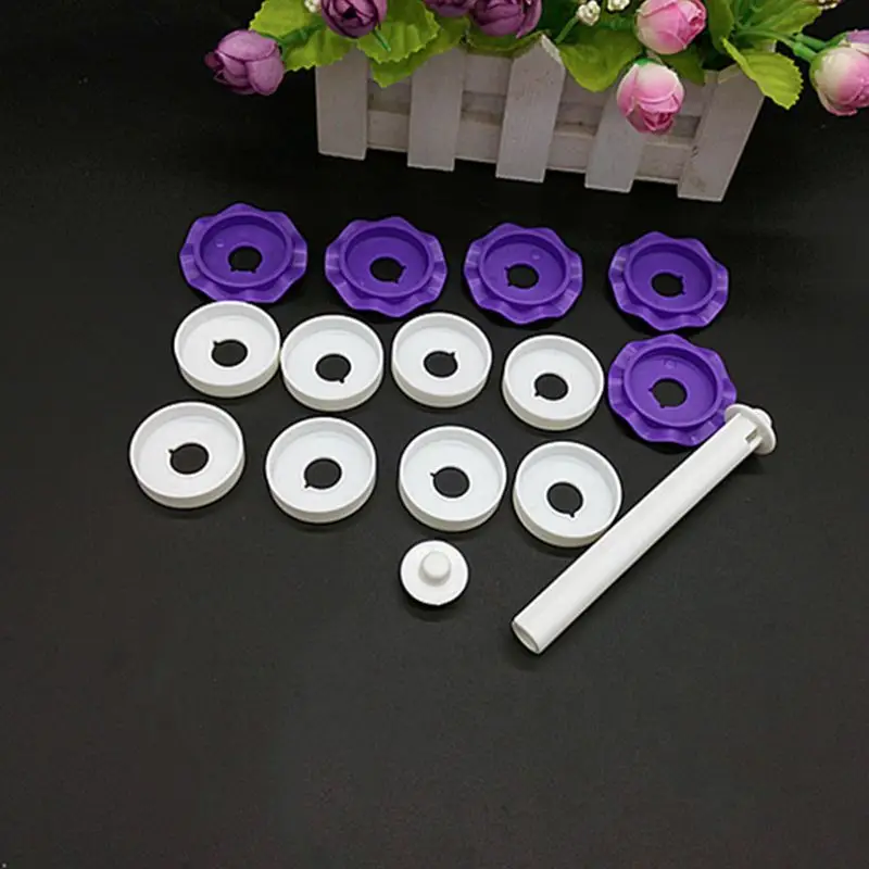 2017 New Fondant Strip Ribbon Cutter Sugarcraft Cake Decorating Tools Plastic Cake Rolling Pin Embosser Roller Set Baking Tools