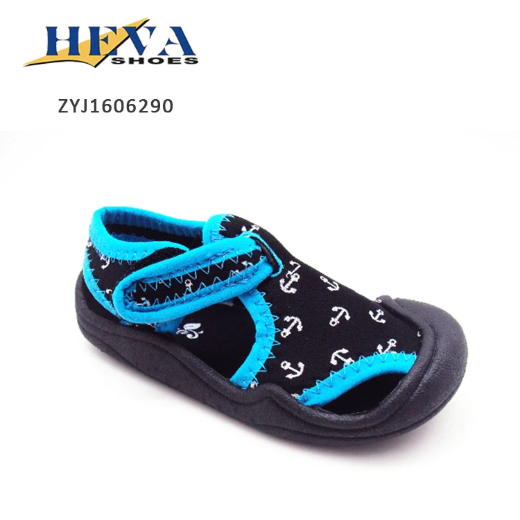 Kinder Slip Auf Wasser Schuhe Bequeme Aqua Socken Wasser Sandale Mit Schutz Zehe Abdeckung