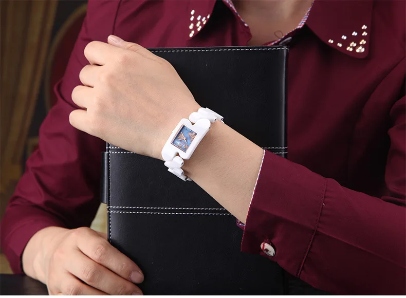 2981185857_1907733583