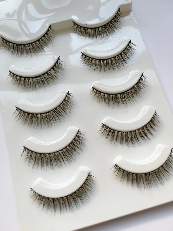 short false eyelashes