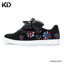 2018 new fashion leisure shoes for women black ribbon lace up shoes trendy jewel beaded sneakers for girls