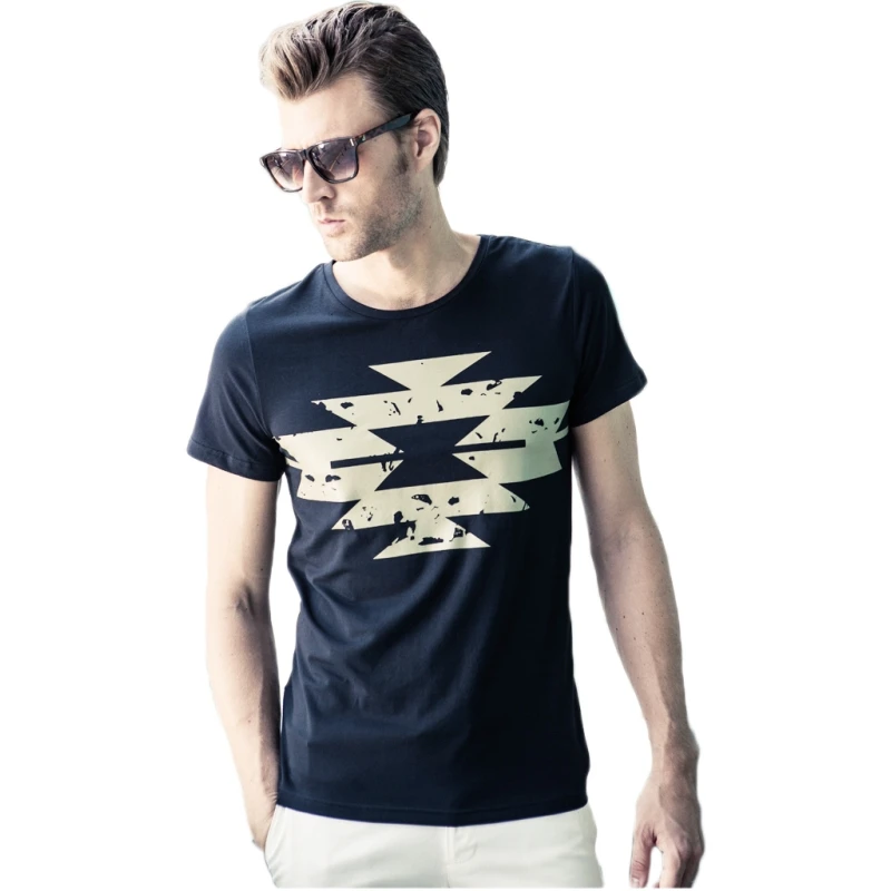 The new youth popular summer men slim cotton coat T-shirt printing mens casual shirts short sleeve mens t shirts fashion 2015