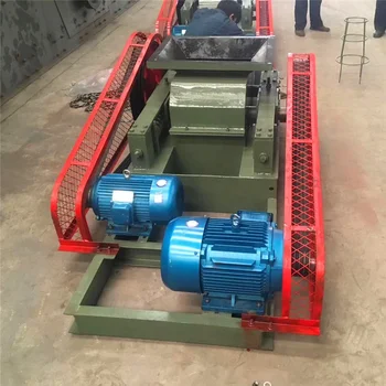 Factory Price Coconut Shell Roll Mill Crusher For Chemical Industries