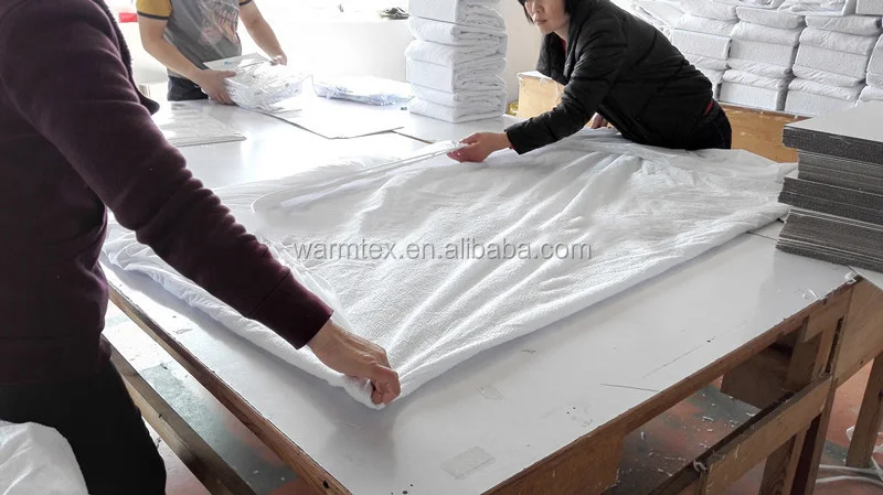 waterproof / bed bug proof mattress encasement (queen)