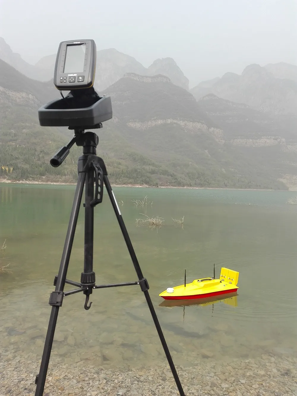 Large Bait Capacity Rc Fishing Boat With Wireless Sonar Gps Buy