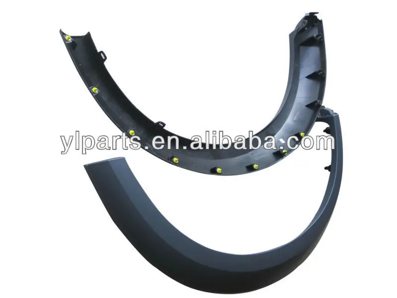 LR010631 wheel arch 3
