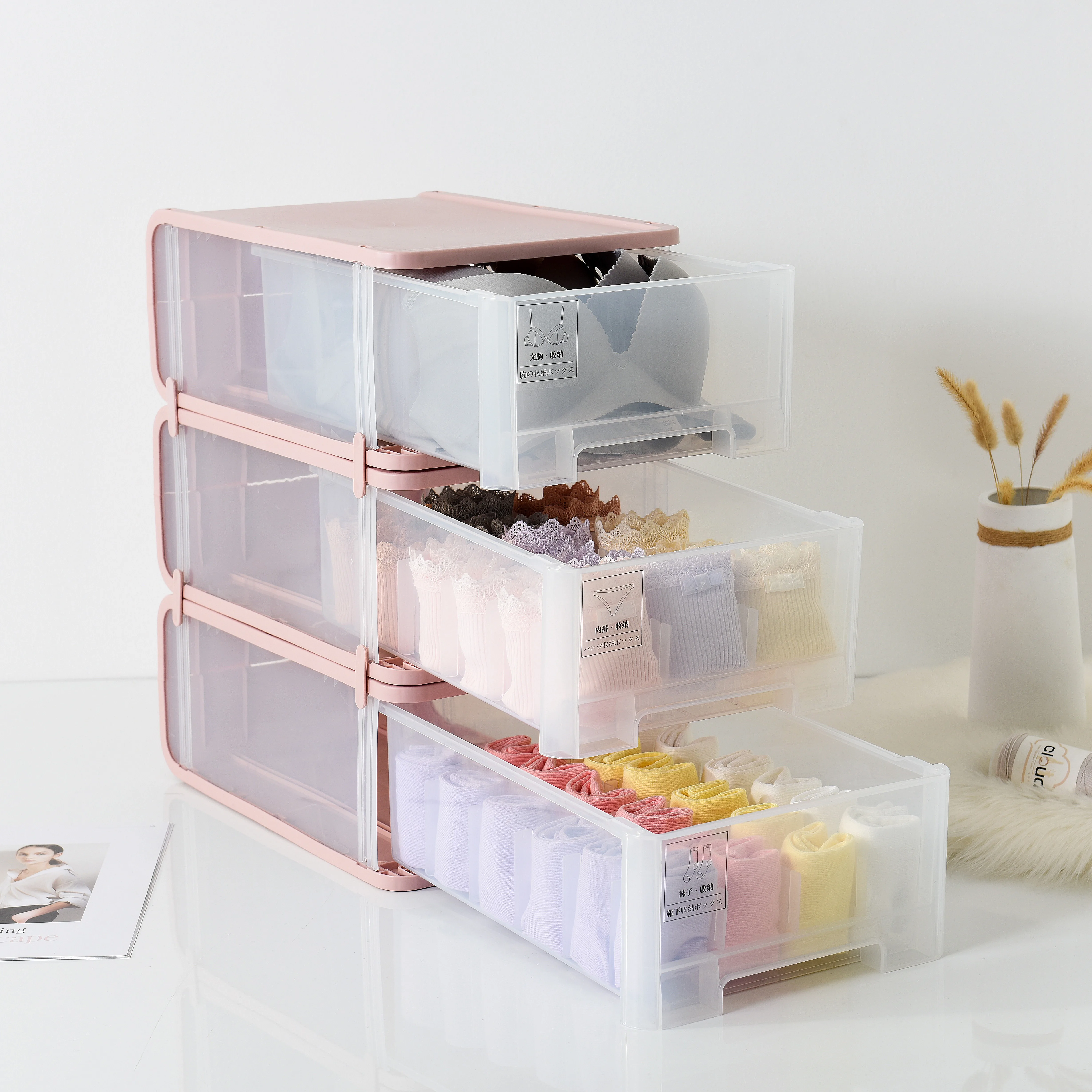 Newest Stackable Adjustable Plastic Closet Underwear Organizer