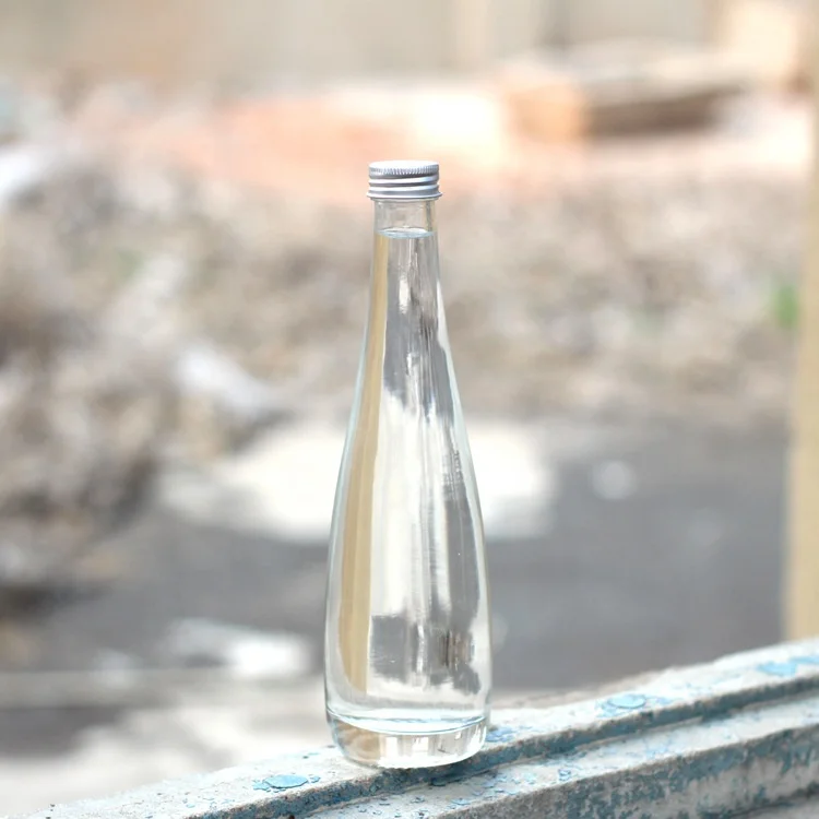 Neue Design 330 ml Mineral Wasser Verwenden und Glas Material Glas Mineral Wasser Flasche