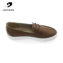 China Footwear Manufacturer Fashion Leather Ladies Sneakers
