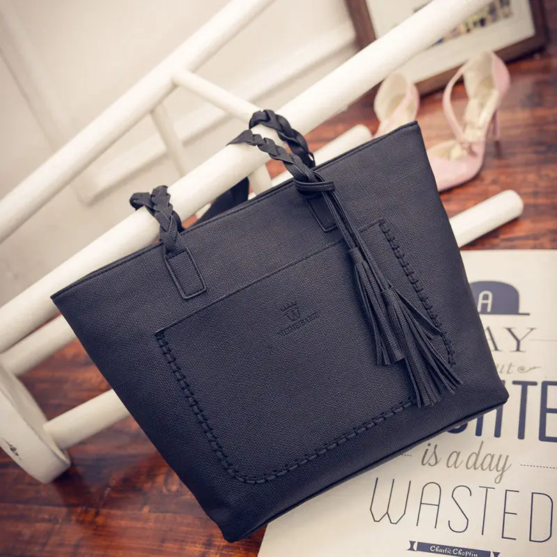 3288983282_1426783856