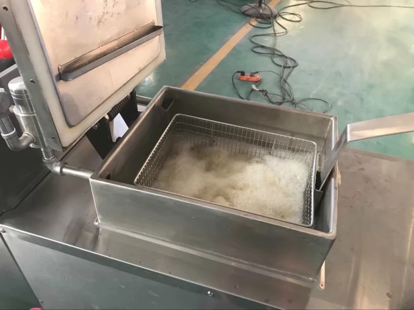 Commercial Gas Pressure Fryer ( Digital Panel) Chicken Fryers Built-in Oil Filter System Oil Pump