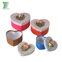 folding heart shaped gift wrapping chocolate paper box with
