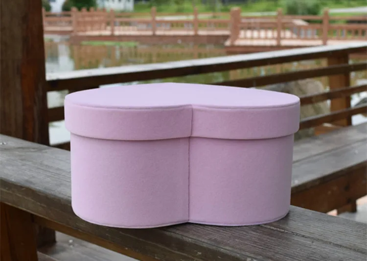 Customized LOGO Printing Heart Shaped Velvet Flower Box 4.jpg