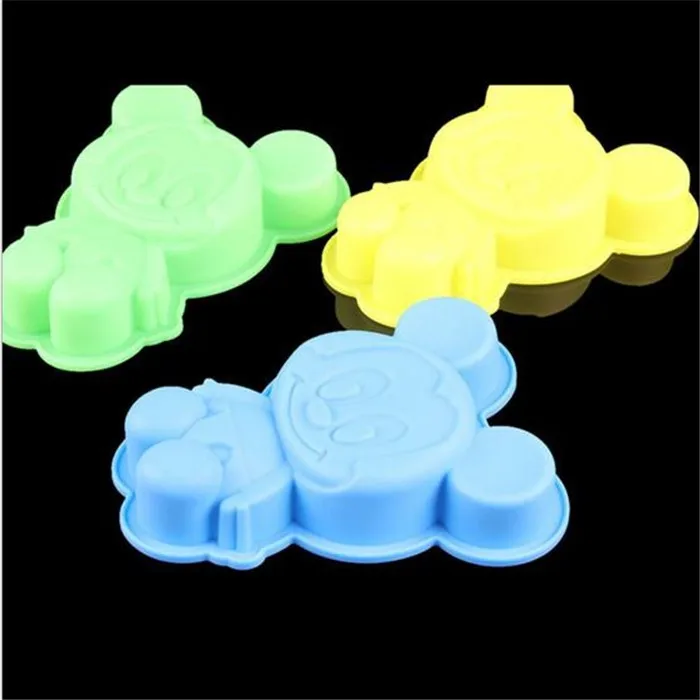 cute mouse cake mould.jpg