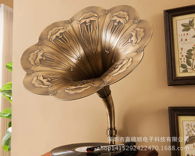 Manufacturers shipping vinyl phonograph machine antique retro wooden decoration style of a Bluetooth radio CD player