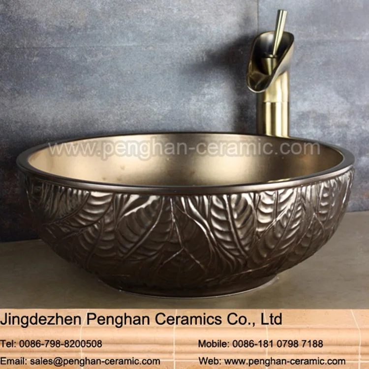 Chine cuivre couleur main incurvé salle de bains En Céramique lavabo évier