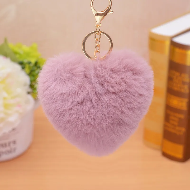 pompom heart keychain.jpg