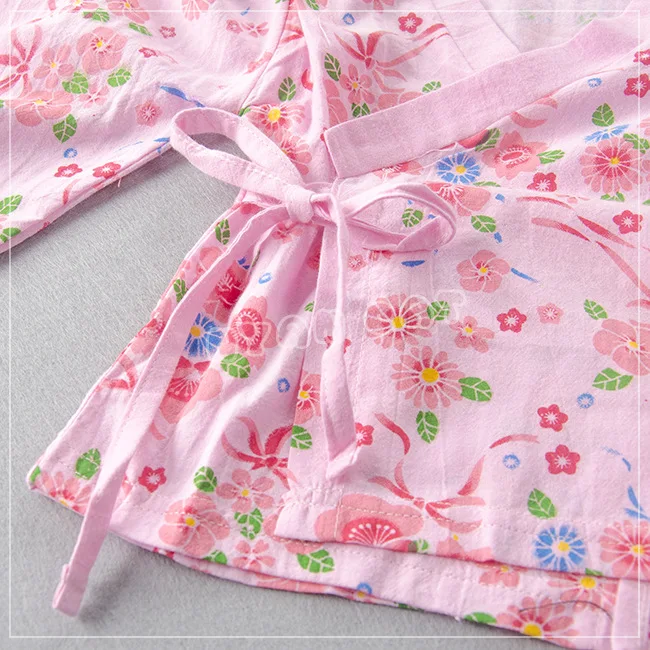 4355067280_1844225021