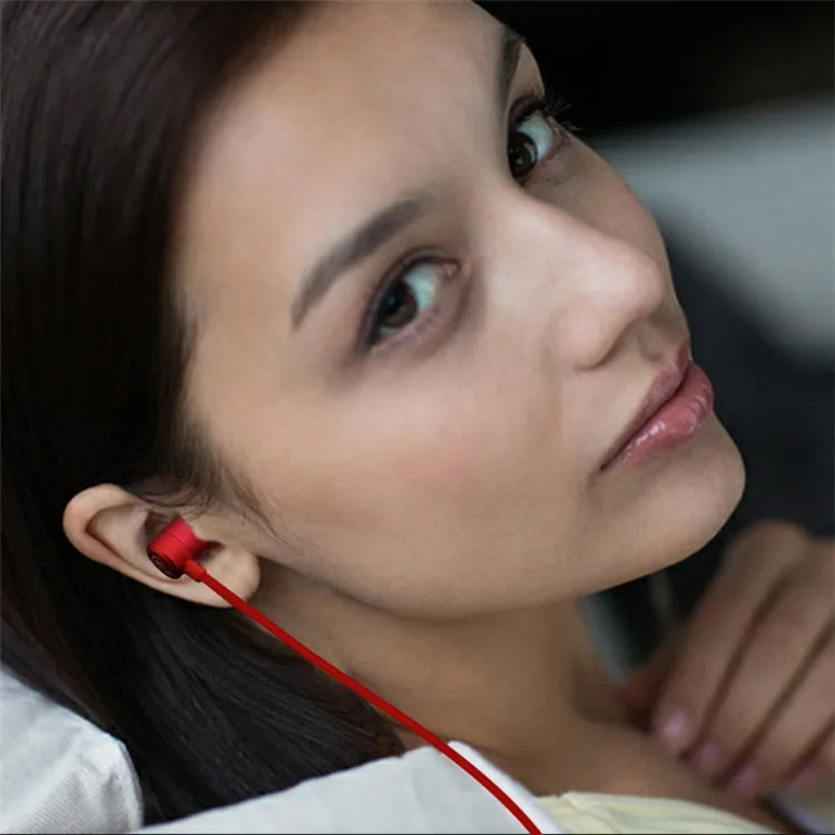 SK306 earphone03.jpg