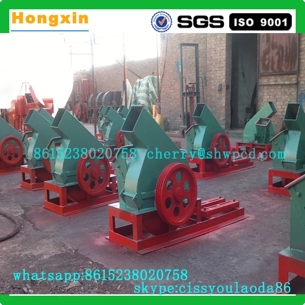 Wood shredding machine PTO wood chipper.jpg