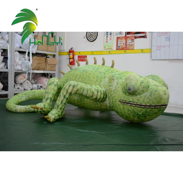 inflatable chameleon (1)