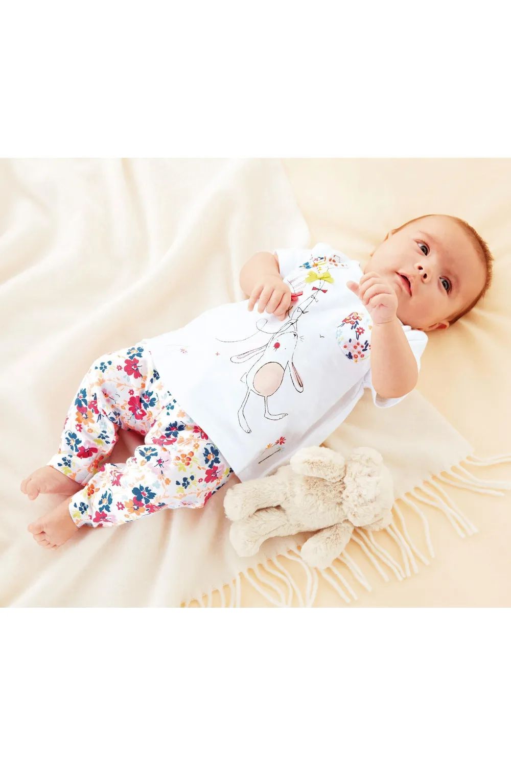 2014 new baby girls summer clothes suit baby grils casual clothes 100% cotton set short-sleeved T-shirt + pants Free Shipping