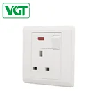 Good Quality 3 pin 13A multi standard power window white switch socket