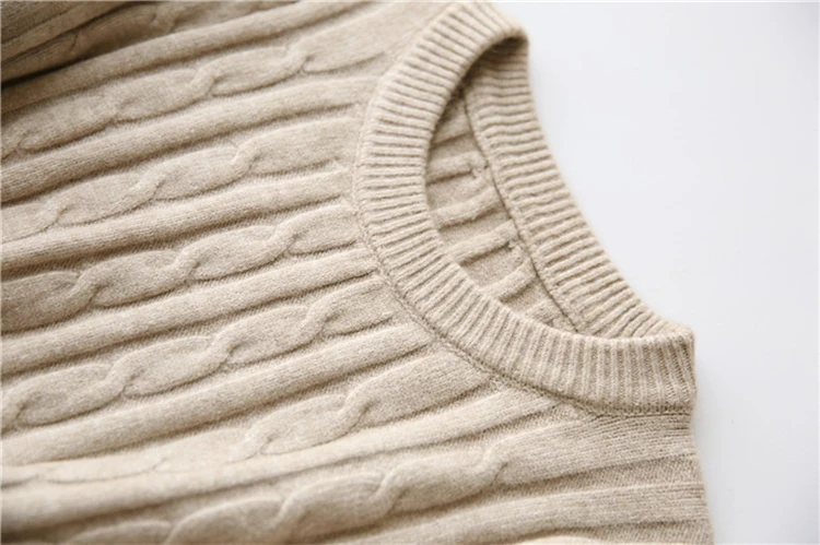 3347887635_1261407542